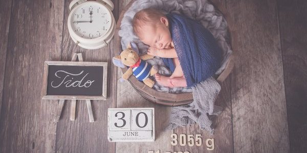 newborn fotografie mit liebe bei Kunstgeschehen
